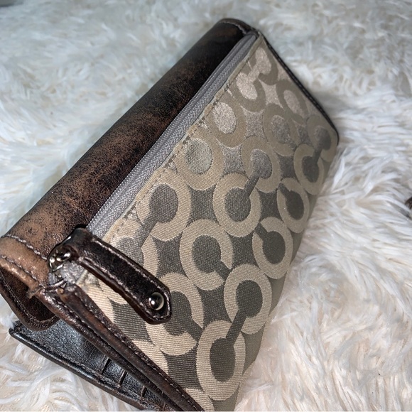 Coach Signature C Wallet Tri-fold Pewter/Silver Cheque Holder Zip Coin Pocket - Picture 6 of 7